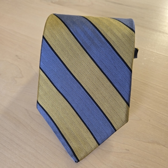Brooks Brothers Blue and Gold Striped Tie - Picture 2 of 8